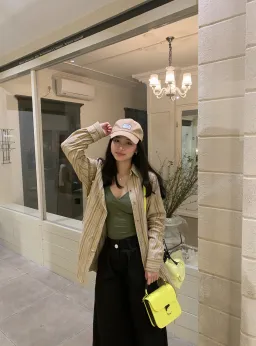 ai change background by weshop ai