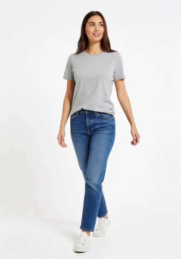 hailuo ai video generator by weshop ai