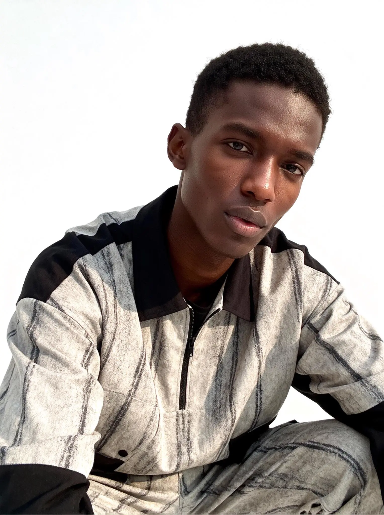 swap model & background by weshop ai