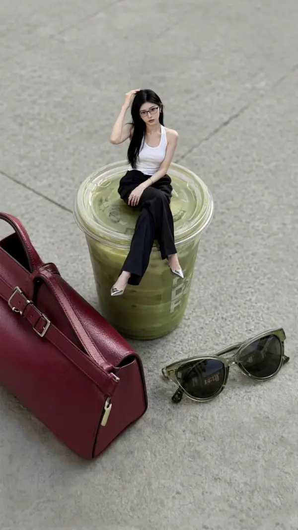 kling O1 by weshop ai
