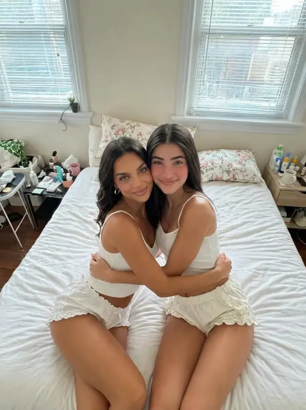 ai image combiner by weshop ai