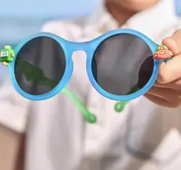 try on glasses online by weshop ai