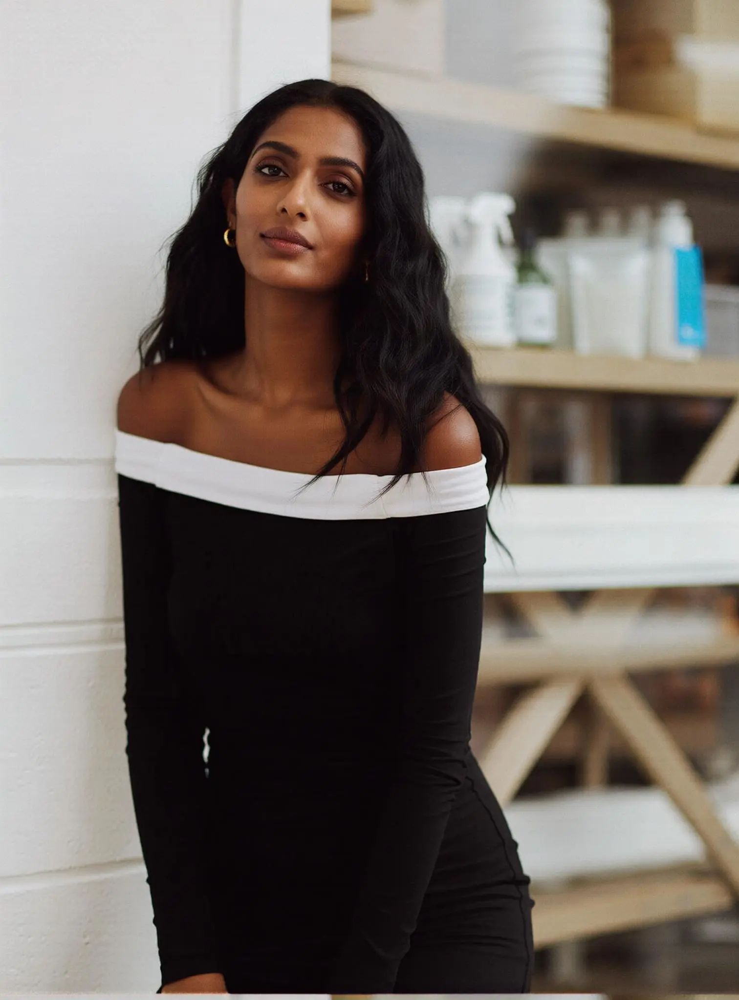 swap model & background by weshop ai