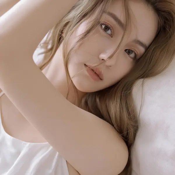 z image by weshop ai