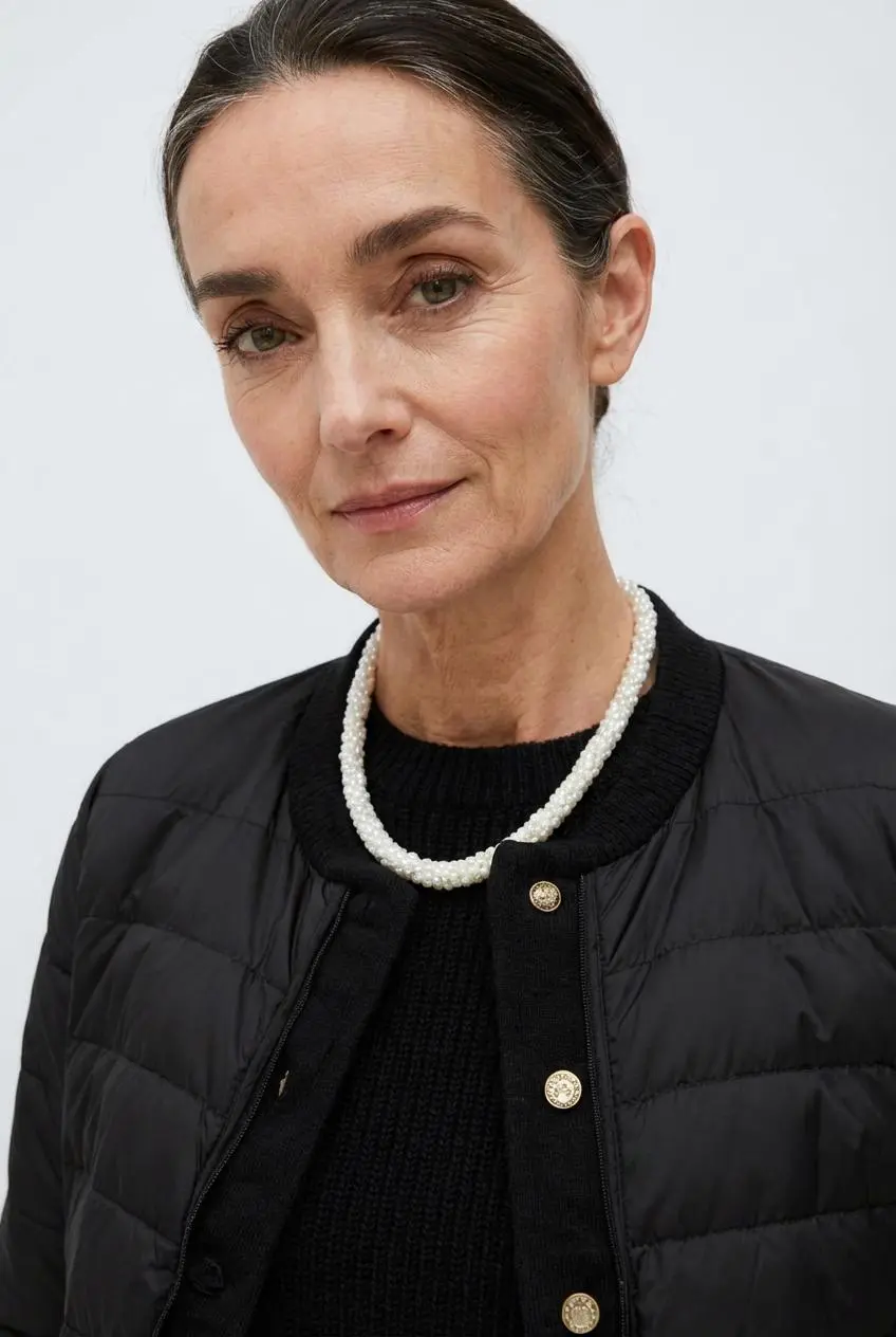 ai-age-progression-generator by weshop ai