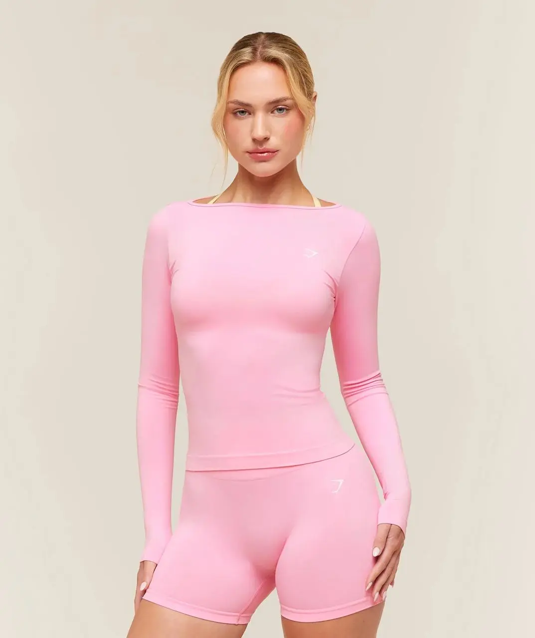 Image 2: pink sportswear set