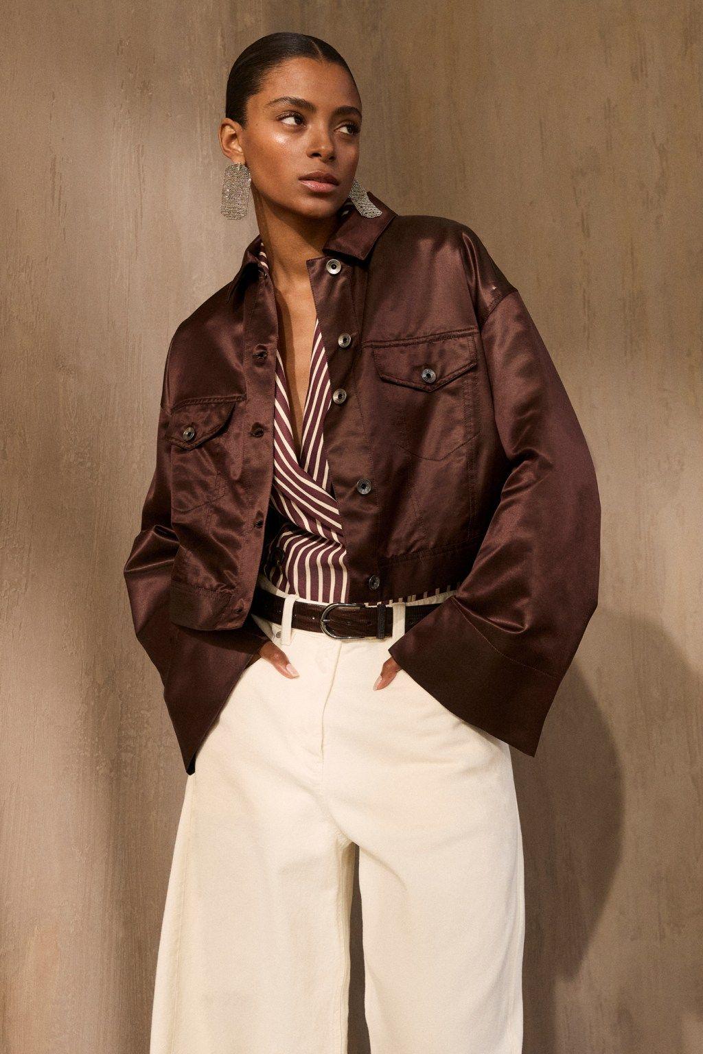 Source outfit