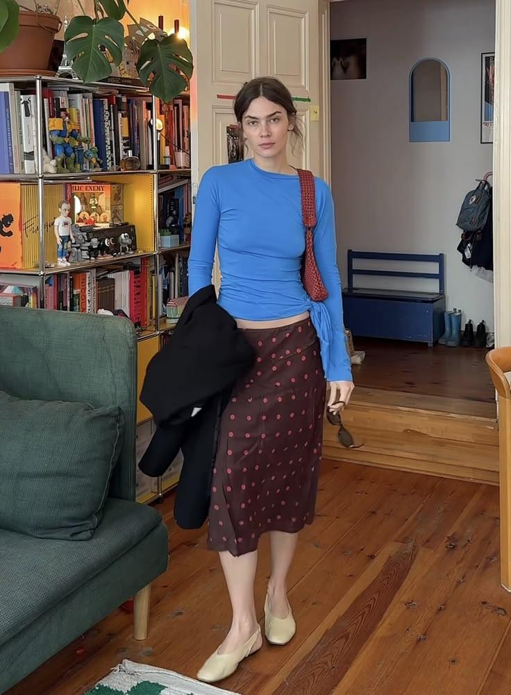 Original fashion photo before Shopify AI scene replacement